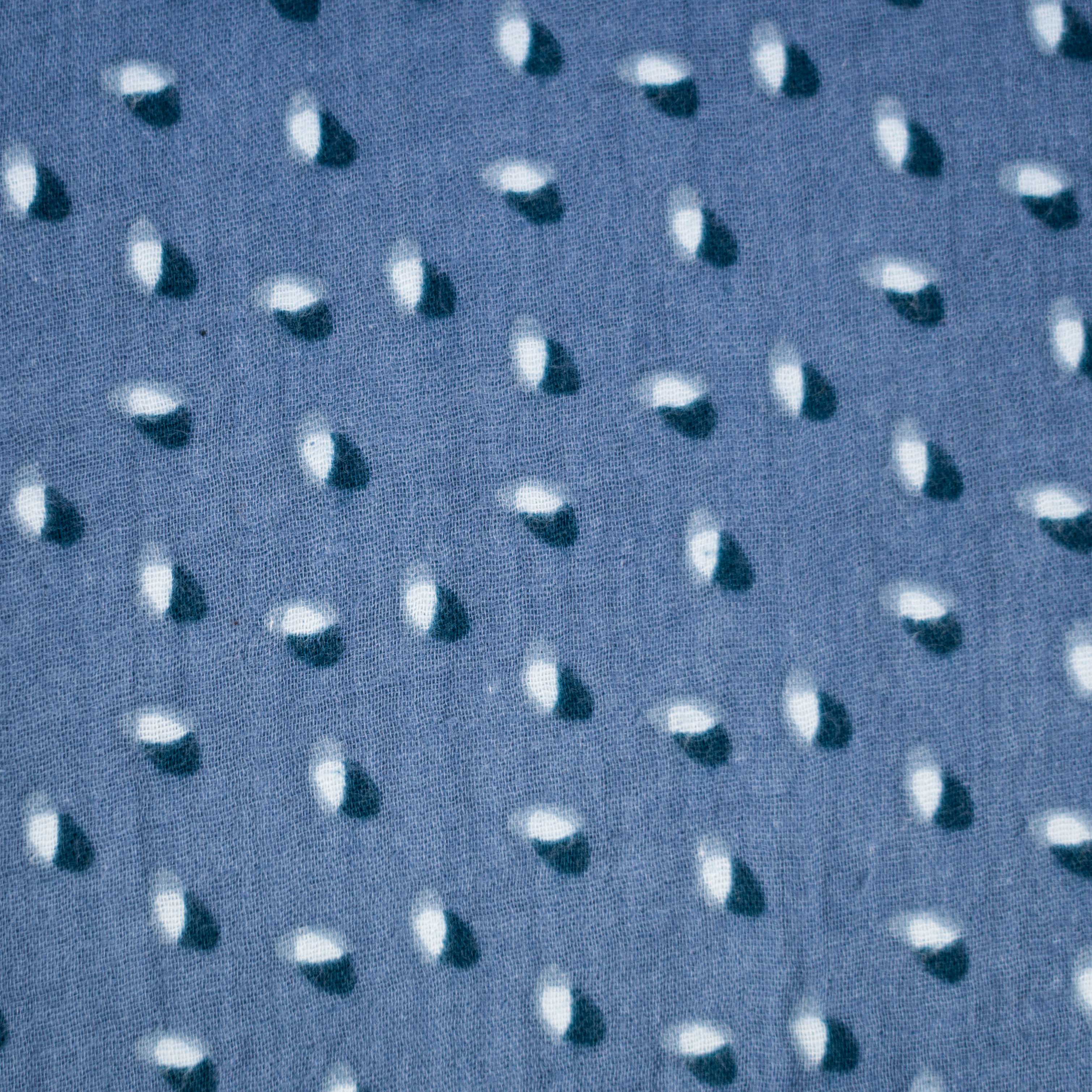 Musselin Muster auf jeansblau