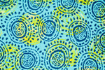 Lade das Bild in den Galerie-Viewer, Baumwollstoff Punktkreise auf türkisblau
